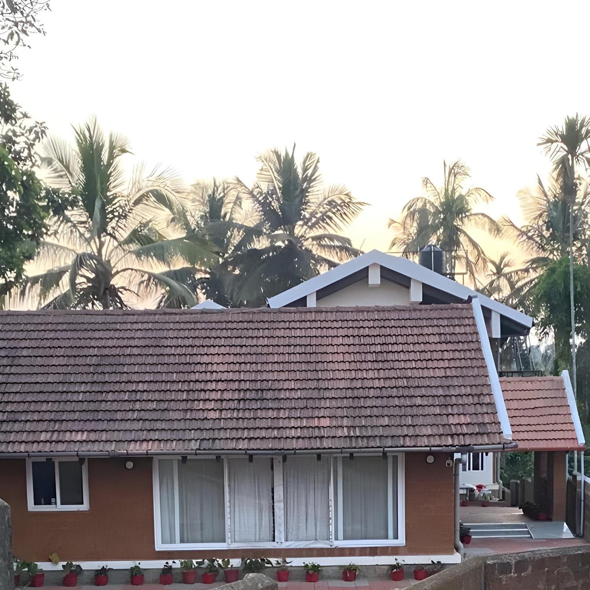 Red Rock Villa, Virajpet, Coorg Extérieur photo